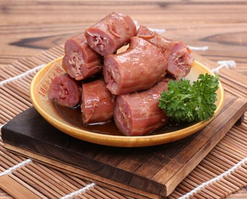 九三鸭脖加盟利润怎么样?30㎡小店年入20万