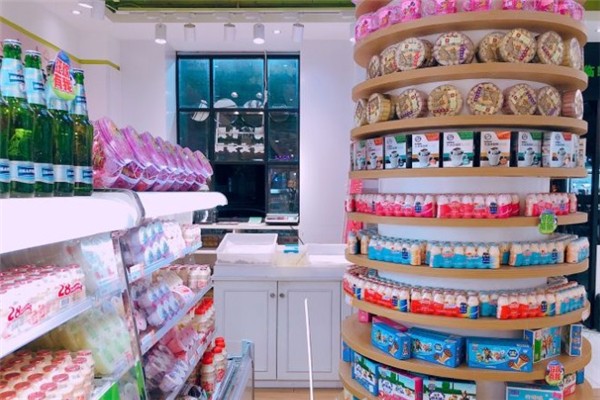 树下休闲食品 树下休闲食品