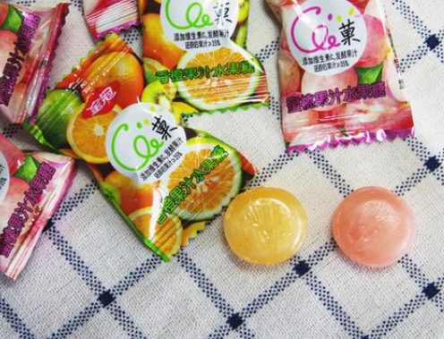 小菓同学休闲零食 小菓同学休闲零食